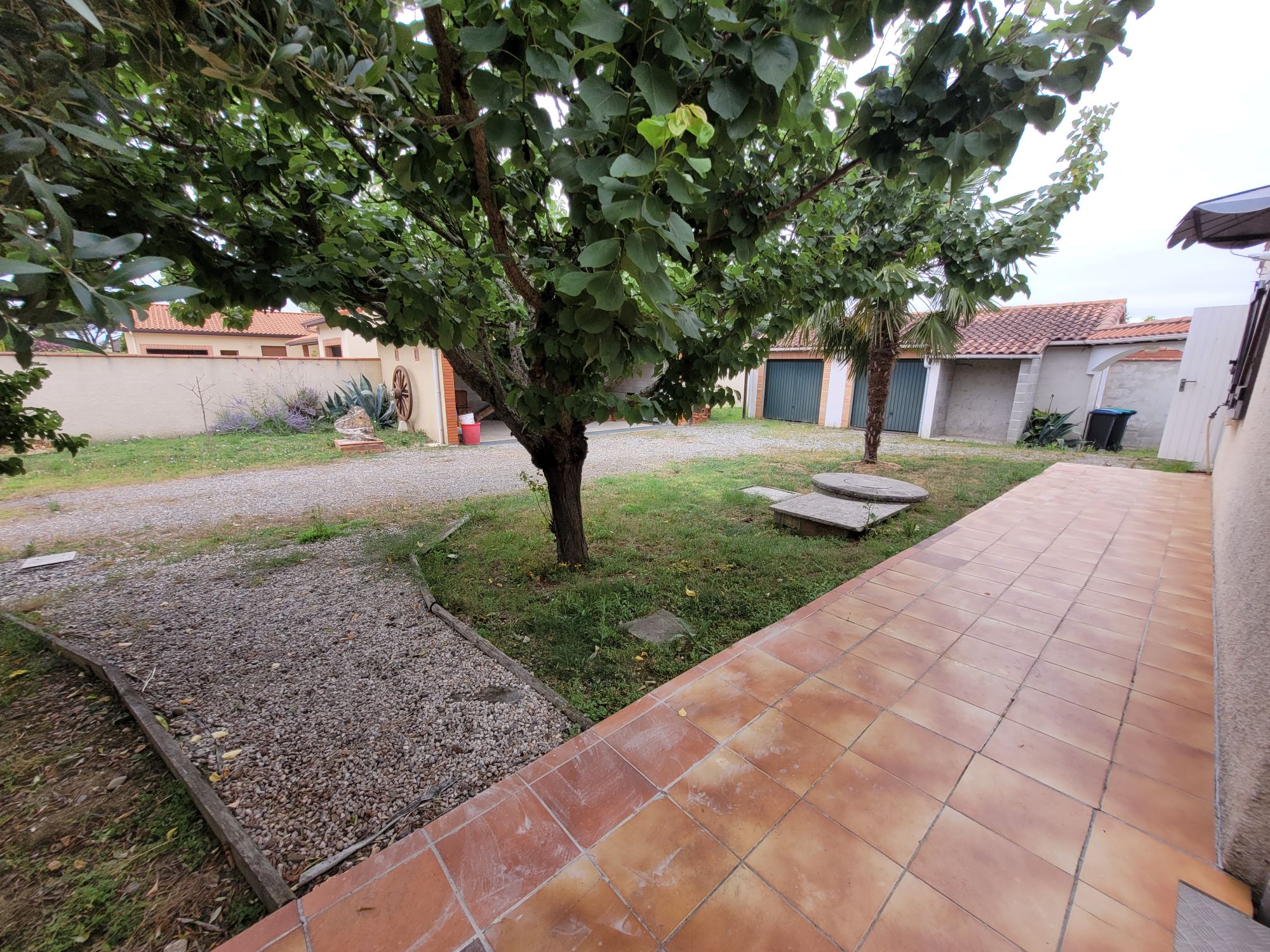 EXTERIEUR 2 EXTERIEUR 2